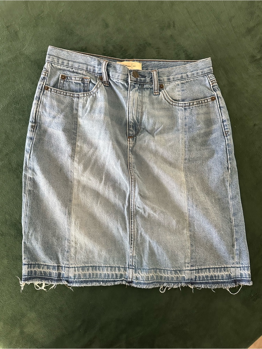 GAP TALL Light Blue Denim Pencil Skirt with Raw Hem